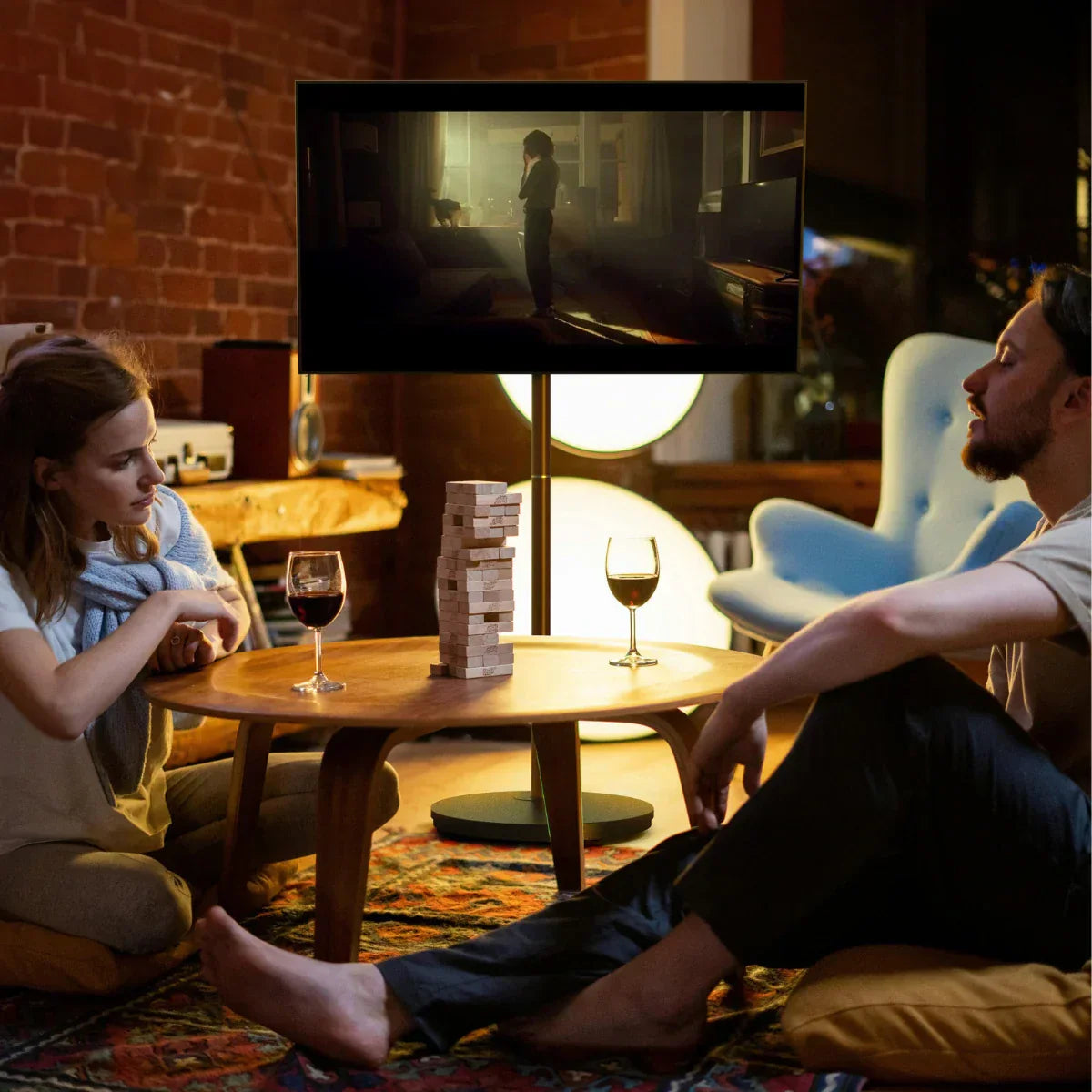 outdoor tv holder